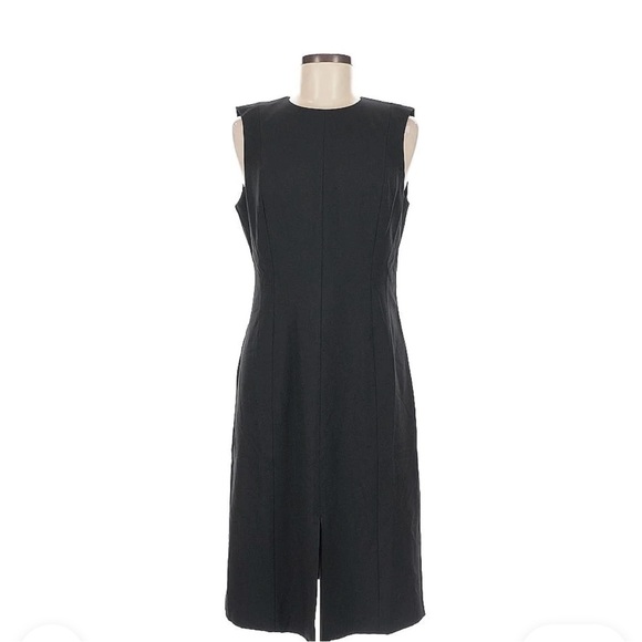Banana Republic Dresses & Skirts - Banana Republic Black Sleeveless Dress with front slit. Size 6